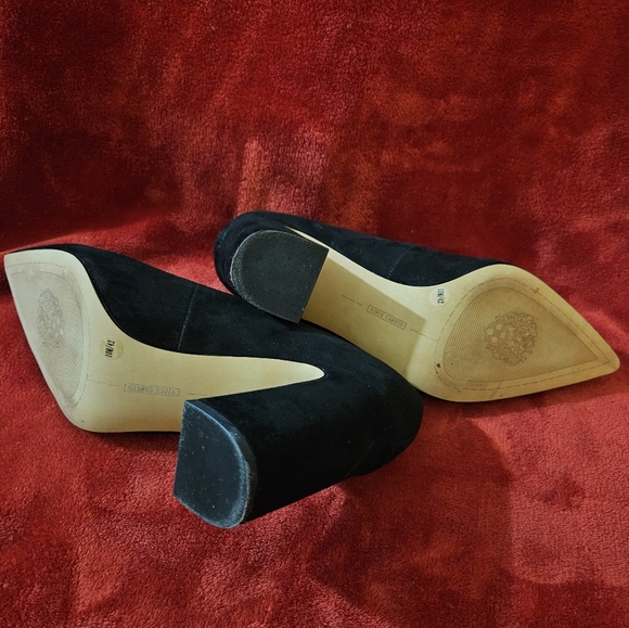 Vincent Camuto Black Suede Pumps-Size 10M - Picture 6 of 8